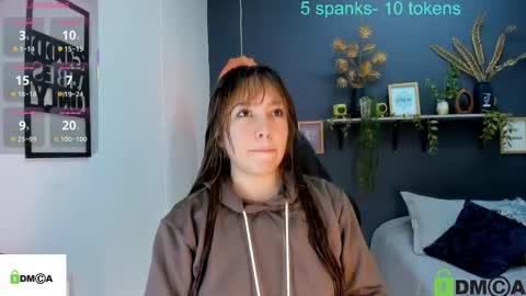 Snapshot of romi01_ chatting on October 20, 7:25 pm romi online show from October 20, 7:25 pm