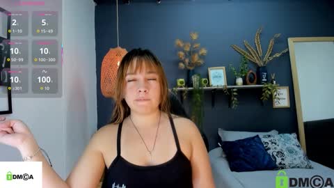 Snapshot of romi01_ chatting on October 22, 6:51 pm romi online show from October 22, 6:51 pm