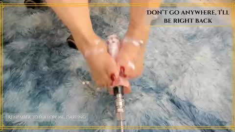 Romi  online show from October 17, 12:01 am