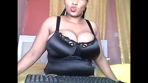 Romina 26 online show from April 22, 8:43 pm