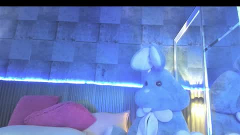 Snapshot of rominnakonde chatting on March 7, 10:43 pm Rominna online show from March 7, 10:43 pm