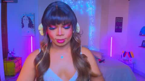 Snapshot of romirousexx chatting on September 12, 5:18 am Romi Rouse online show from September 12, 5:18 am