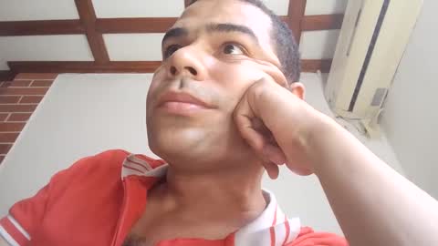 Snapshot of rompeculos121 chatting on February 9, 6:37 pm rompeculos121 online show from February 9, 6:37 pm