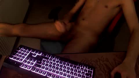 Snapshot of romsmcfly chatting on February 2, 6:42 pm Marty online show from February 2, 6:42 pm