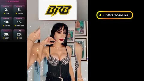 Snapshot of romynahot chatting on December 17, 11:27 pm Romyna online show from December 17, 11:27 pm