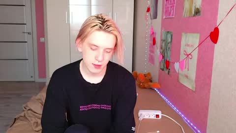 Ron online show from April 6, 8:59 am