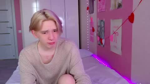 Ron online show from April 22, 6:05 am