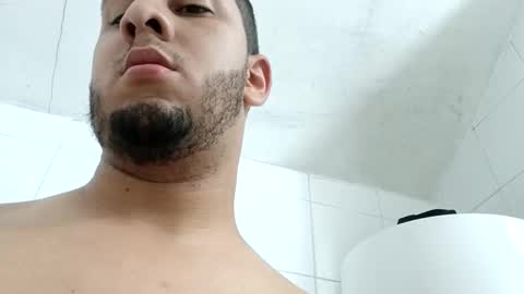 Snapshot of ronal498036 chatting on October 20, 8:42 pm ronal498036 online show from October 20, 8:42 pm