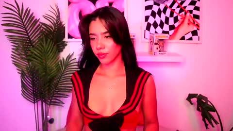 Snapshot of ronieeplay chatting on January 14, 2:50 am Roni online show from January 14, 2:50 am