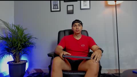 RonnieCanford online show from January 15, 5:27 pm