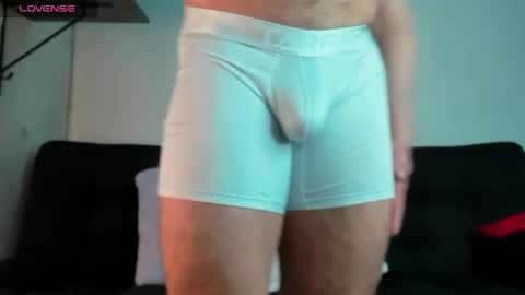 Ronnie online show from January 4, 6:51 pm