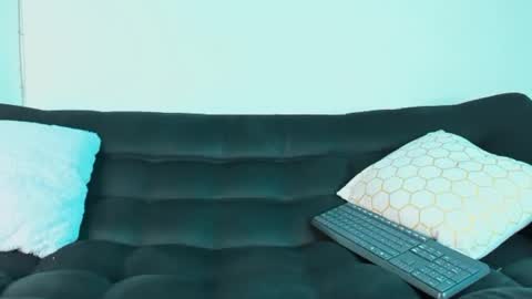 Ronnie online show from February 3, 9:07 pm