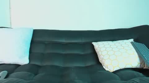 Ronnie online show from February 6, 9:49 pm