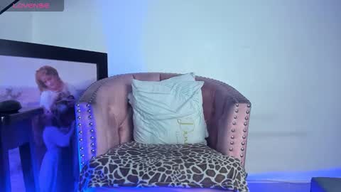 Ronnie online show from October 4, 5:33 pm