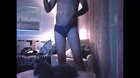 ronvlv online show from October 6, 2:53 am