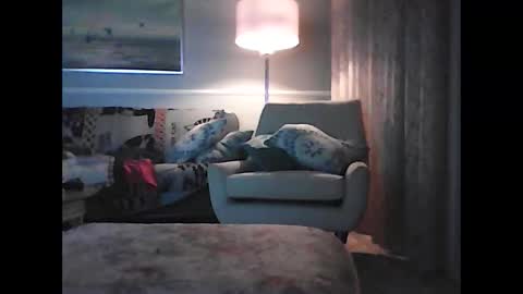 ronvlv online show from April 9, 2:00 am