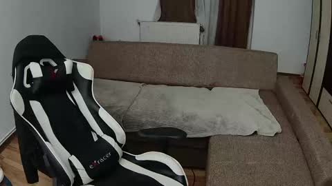 ionut online show from February 13, 1:50 am