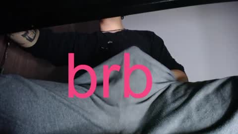 Snapshot of room_hot_x chatting on January 13, 8:26 am ken online show from January 13, 8:26 am