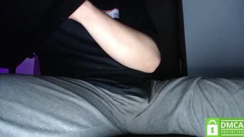 Snapshot of room_hot_x chatting on February 14, 11:42 pm ken online show from February 14, 11:42 pm