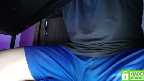 Snapshot of room_hot_x chatting on February 21, 11:10 pm ken online show from February 21, 11:10 pm