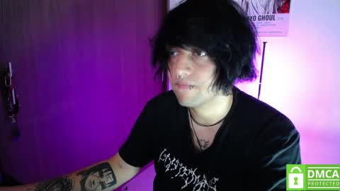 Snapshot of room_hot_x chatting on November 13, 12:20 am ken online show from November 13, 12:20 am