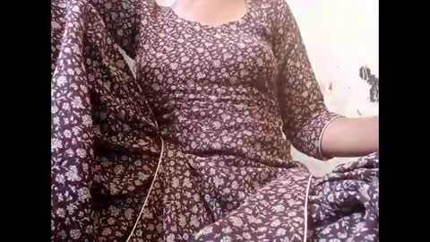 roop_sexy642 online show from March 14, 5:13 am