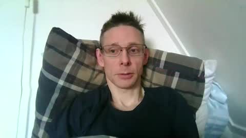 rororober online show from February 12, 9:37 am