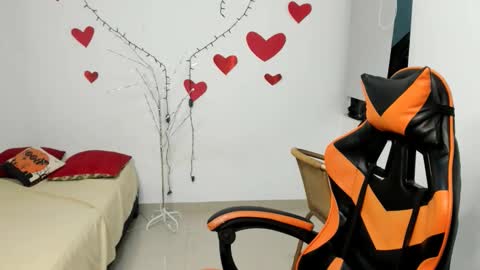 rory_peters_ online show from March 3, 12:00 pm