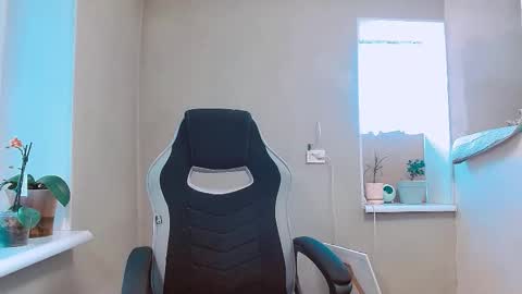 rosa843850 online show from September 14, 3:00 pm