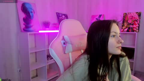 Snapshot of rosa_vaughn chatting on April 26, 8:56 am Viola online show from April 26, 8:56 am