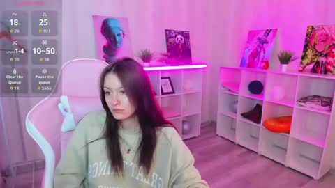 Snapshot of rosa_vaughn chatting on May 14, 8:54 am Viola online show from May 14, 8:54 am