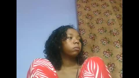 rosah225127 online show from May 11, 5:13 am