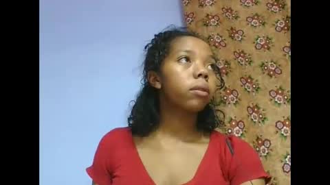 rosah225127 online show from May 12, 5:48 am