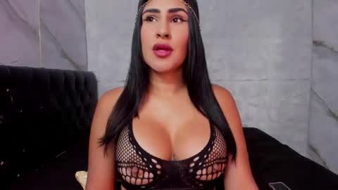 ROSALIA insta rosalia 10hoot online show from April 16, 7:47 pm