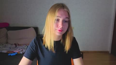 rosalina online show from December 23, 7:06 am