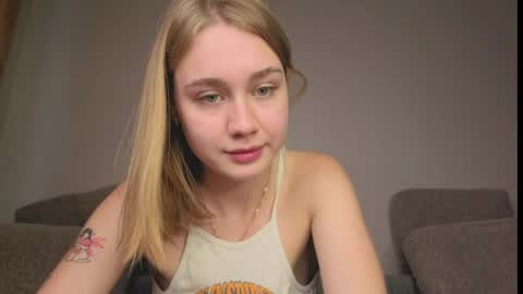 rosalina online show from June 10, 5:18 am