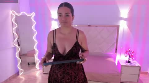 Snapshot of rosalind_tay chatting on June 5, 11:49 am ROSALIN online show from June 5, 11:49 am