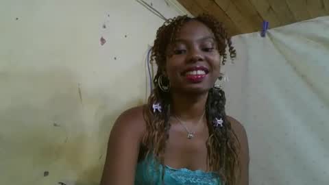 Snapshot of rosalinda933 chatting on April 27, 10:57 am Rosalinda online show from April 27, 10:57 am
