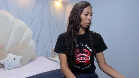 Snapshot of rosalinda_cortez chatting on December 30, 12:20 pm Rosalinda online show from December 30, 12:20 pm