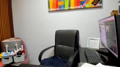 Snapshot of rosalinda_cortez chatting on February 1, 4:22 pm Rosalinda online show from February 1, 4:22 pm