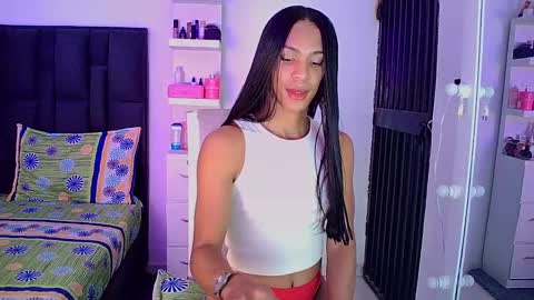 Snapshot of rosalindasexy chatting on December 5, 10:12 am Rosalinda online show from December 5, 10:12 am