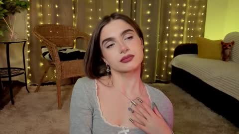 Kylie online show from February 8, 6:11 pm