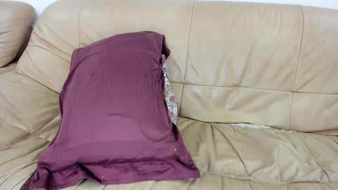 Snapshot of rosasweet02 chatting on January 10, 12:17 am Rosa online show from January 10, 12:17 am