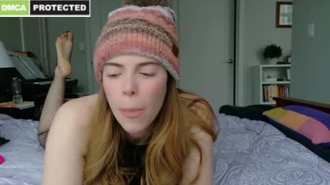 rose77782 online show from December 20, 3:10 pm