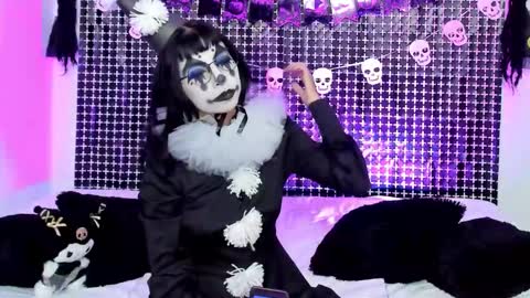 Ally online show from October 31, 7:37 pm