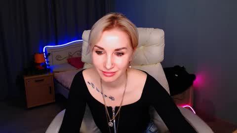 Snapshot of rose__shine chatting on January 29, 1:38 pm rose  shine online show from January 29, 1:38 pm