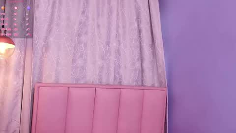 Snapshot of rose_barbara chatting on February 15, 12:01 pm Barbara rose online show from February 15, 12:01 pm