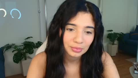 Snapshot of rose_desiree chatting on May 26, 11:17 am Rose online show from May 26, 11:17 am