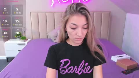 Kimberlly online show from September 30, 12:15 am