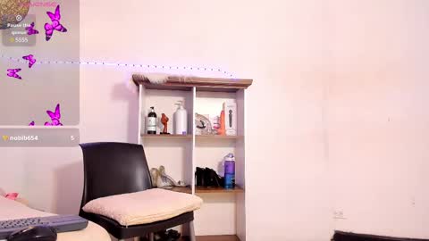 Snapshot of rose_sscott chatting on February 19, 2:44 pm Jhoan Alexis online show from February 19, 2:44 pm